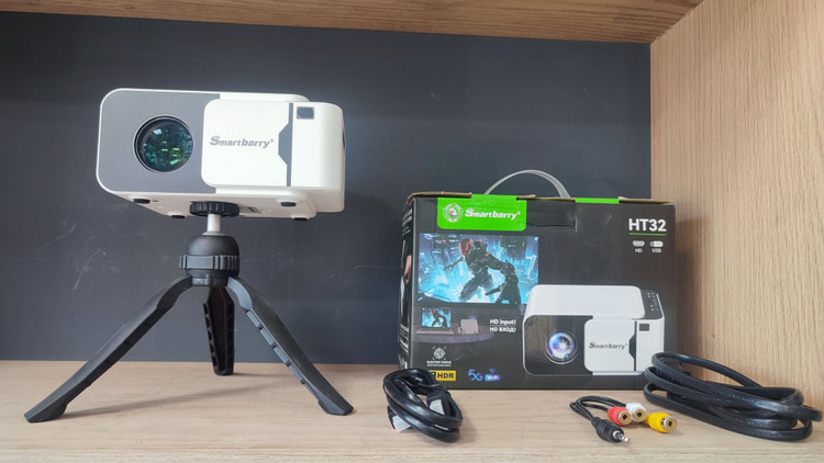 ویدیو پروژکتور اسمارت بری ht32