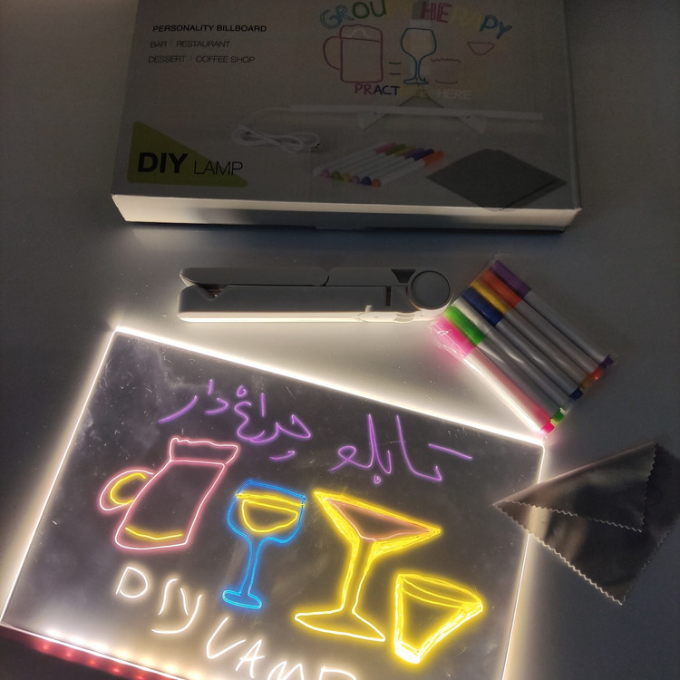 تابلو چراغ دار و لایت برد آکریلیک Led
